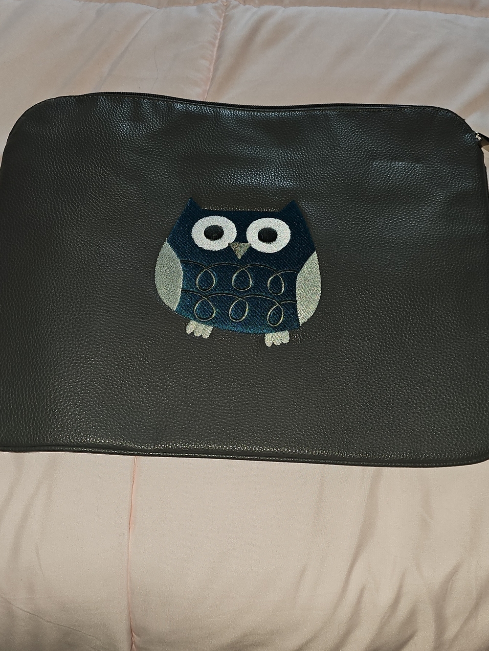 thirty-one Black Laptop Sleeve with Blue Owl Patch